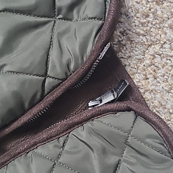 Tahari Green Quilted Vest with Diamond Pattern - Picture 5 of 9